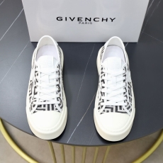 Givenchy Sneakers